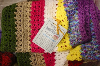 Lapghan crocheted by Gen.
