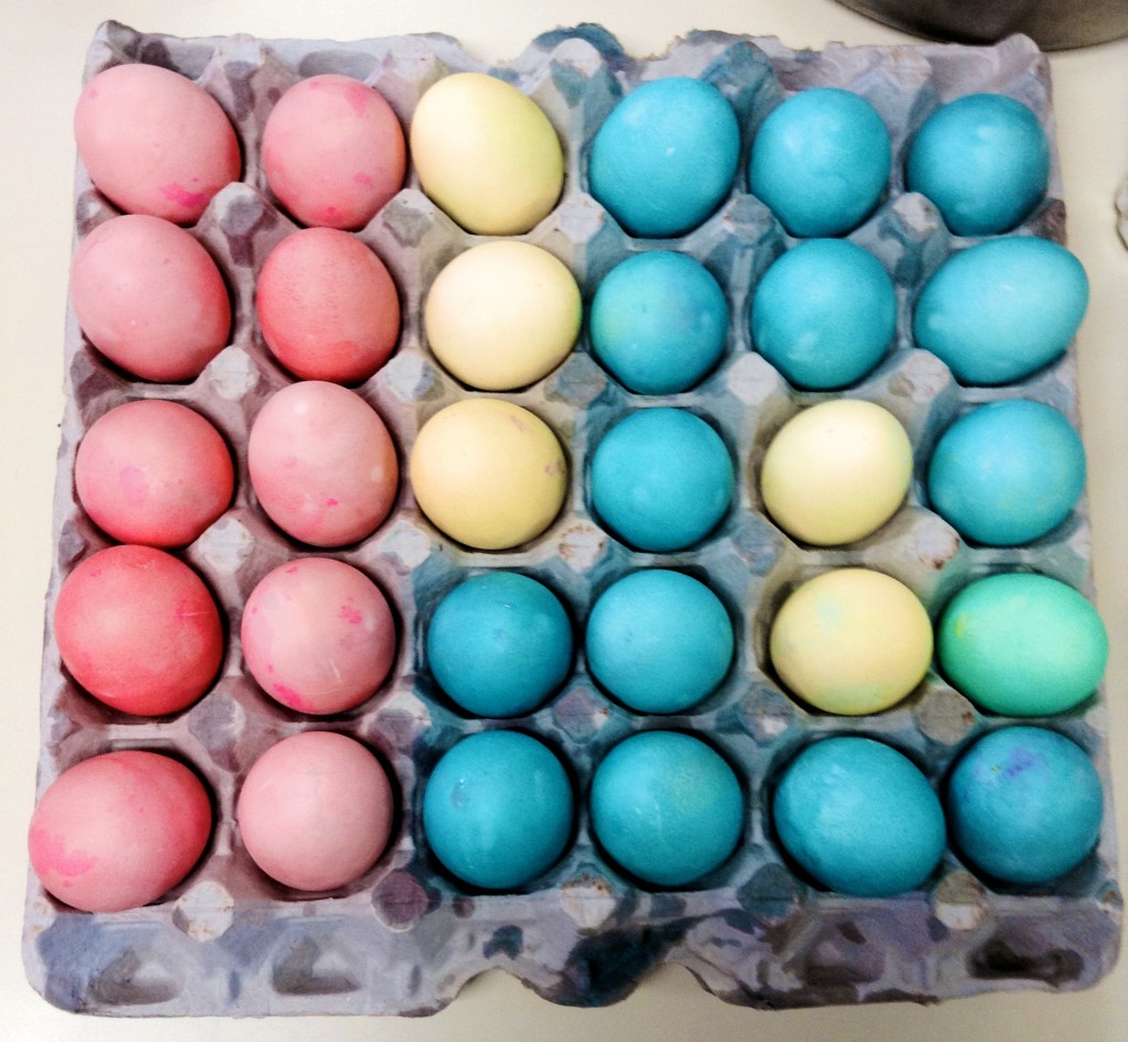 30 eggs per flat, ready to go.