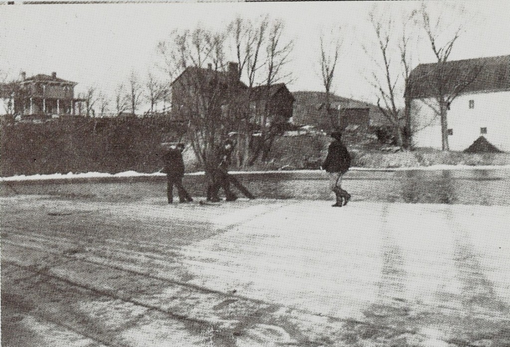 Figure 13- 1900 Ice Cutting
