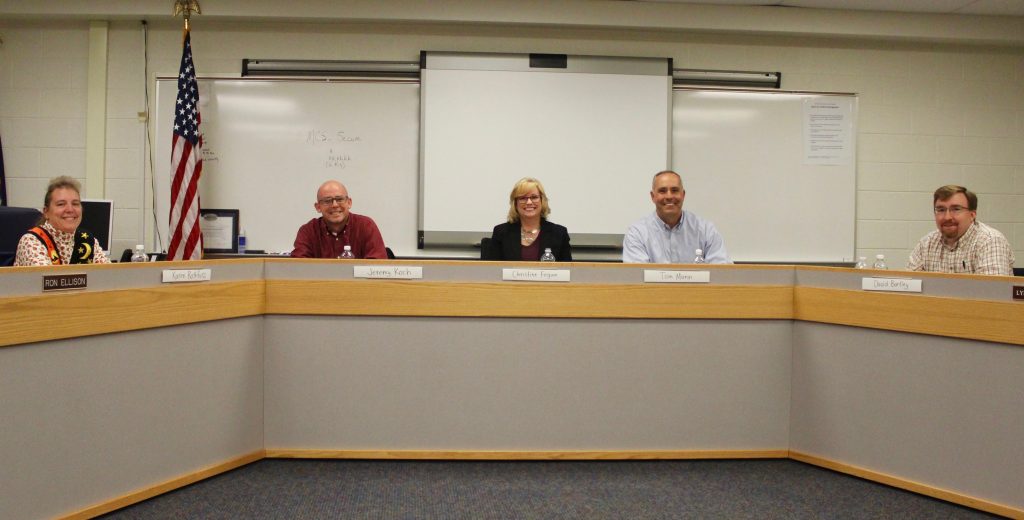 5 of the 6 MCS school board candidates participated i an hour and half long public forum last Thursday evening.